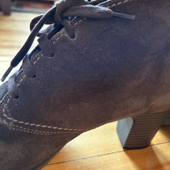 Lace Up Suede Booties - Picture 2 of 4